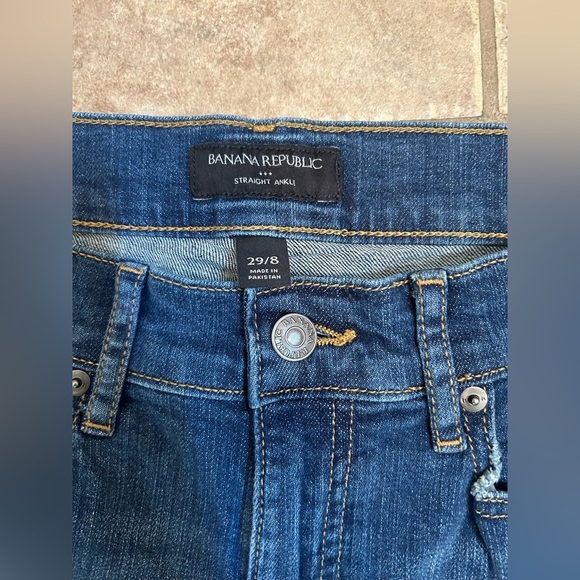 Banana Republic Straight Leg Ankle Jeans - Picture 4 of 7